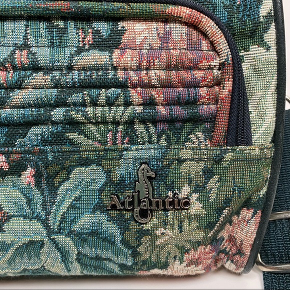 Vintage Atlantic Tapestry Overnight Bag - Picture 3 of 12